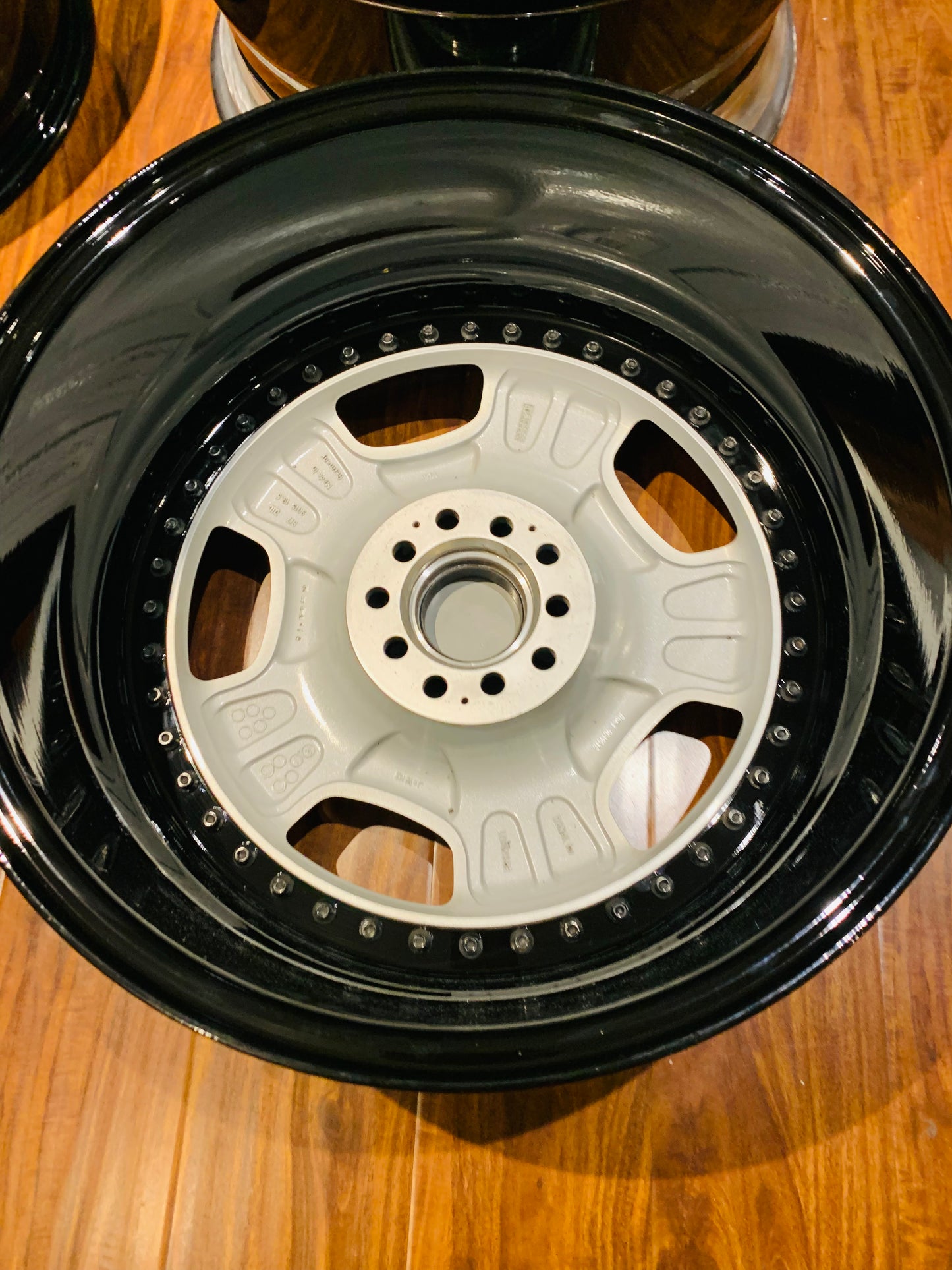 19” Lorniser RSK3 hidden hardware Mercedes Benz W140 ,C140 .