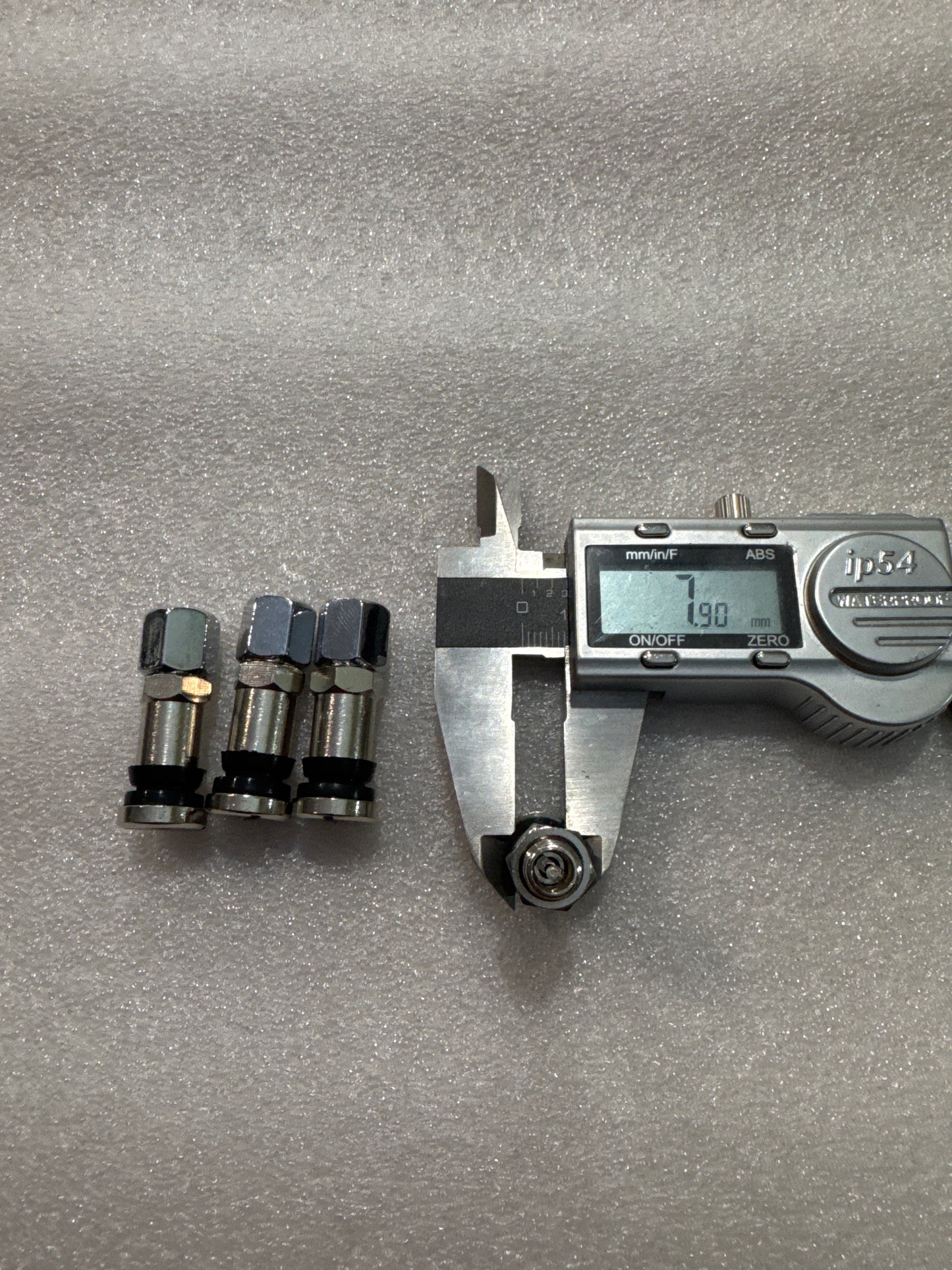 Zinc plated brass Valve stems for European multi piece wheels.Set of 4 custom   logo caps included.