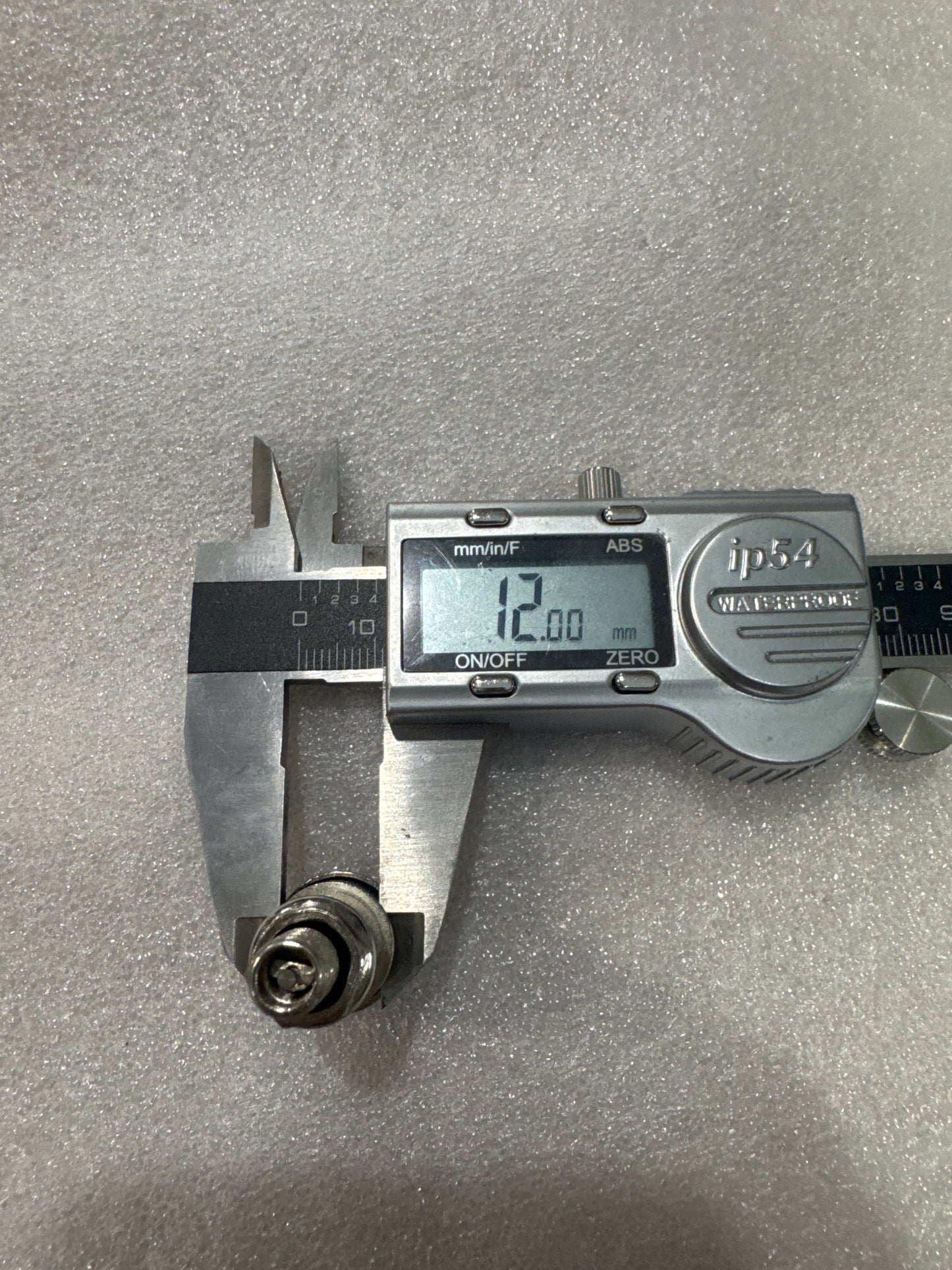 Zinc plated brass Valve stems 12mm for European multi piece wheels.     Set of 4 custom   logo caps included.