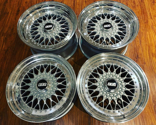 17” BBS RS 5x112  CB 66,6mm
Mercedes Benz C126 SEC , W126 SEL, SL R129 or W124 E500