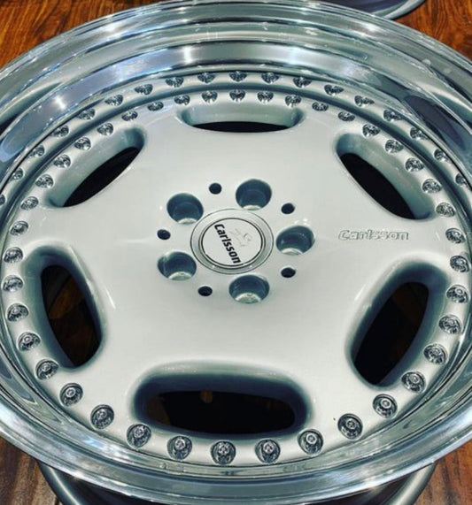 Oz Racing M277 set of 4 Carlsson 6/3 genuine cap used condition.