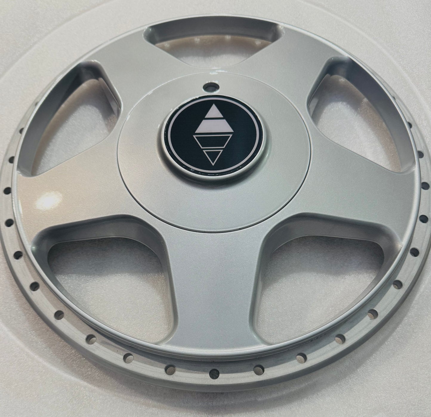 Strosek logos / emblems for M283 M292 OZ Racing caps.