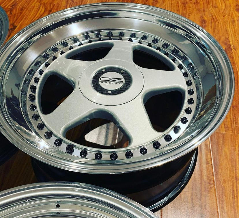 19” Oz Racing Futura 5x120
BMW E39 ,E60 ,E34 ,E31, E46