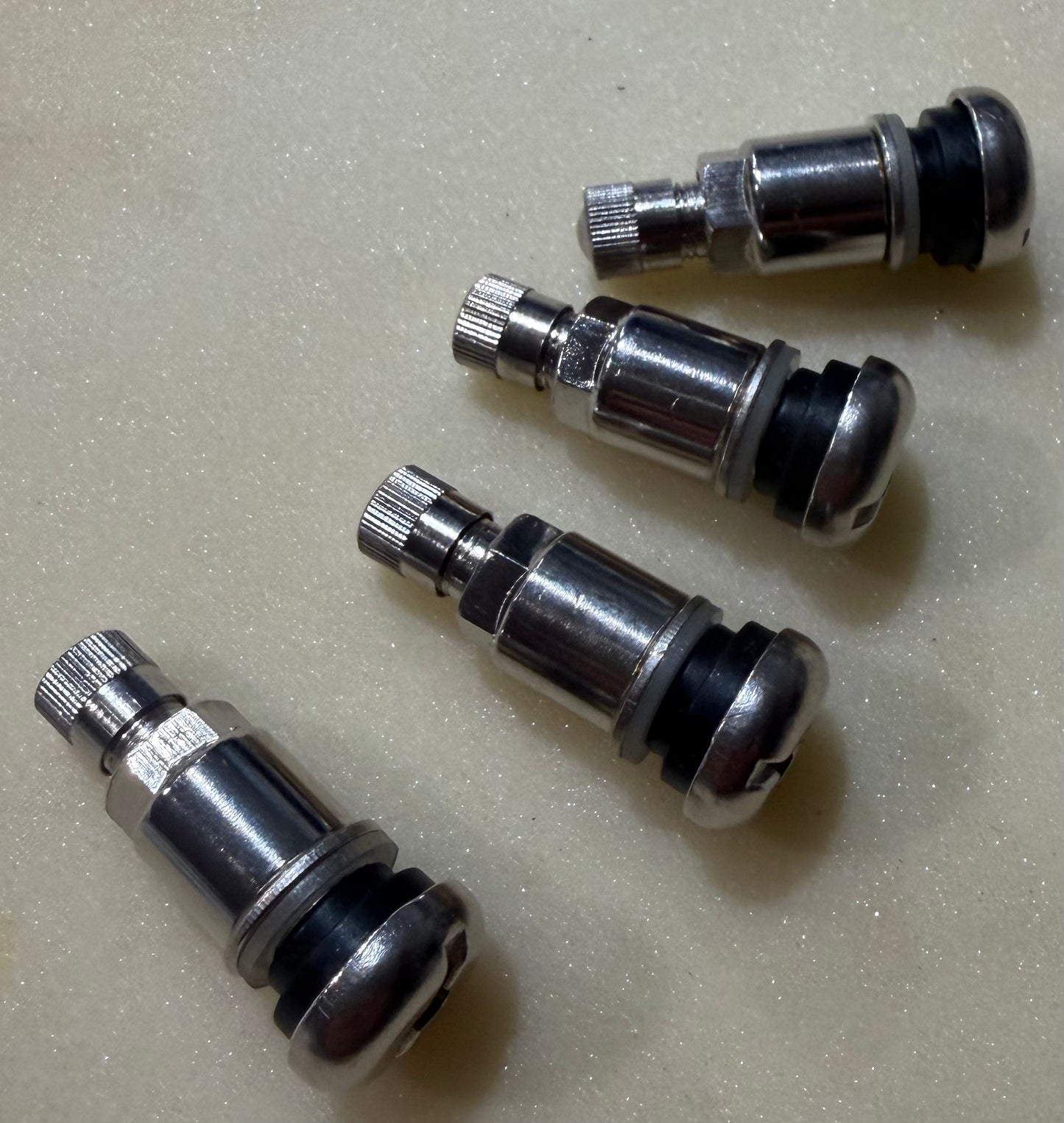 Valve stems 12mm set of 4