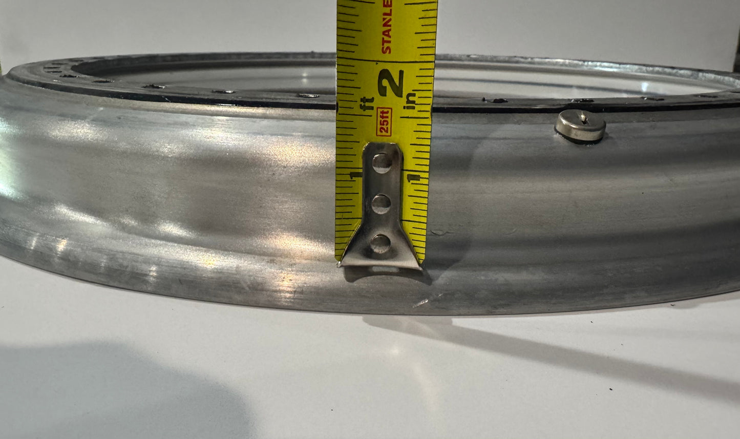 Oz Racing 18” 1,5” 40 holes Outer lips authentic New old stock.