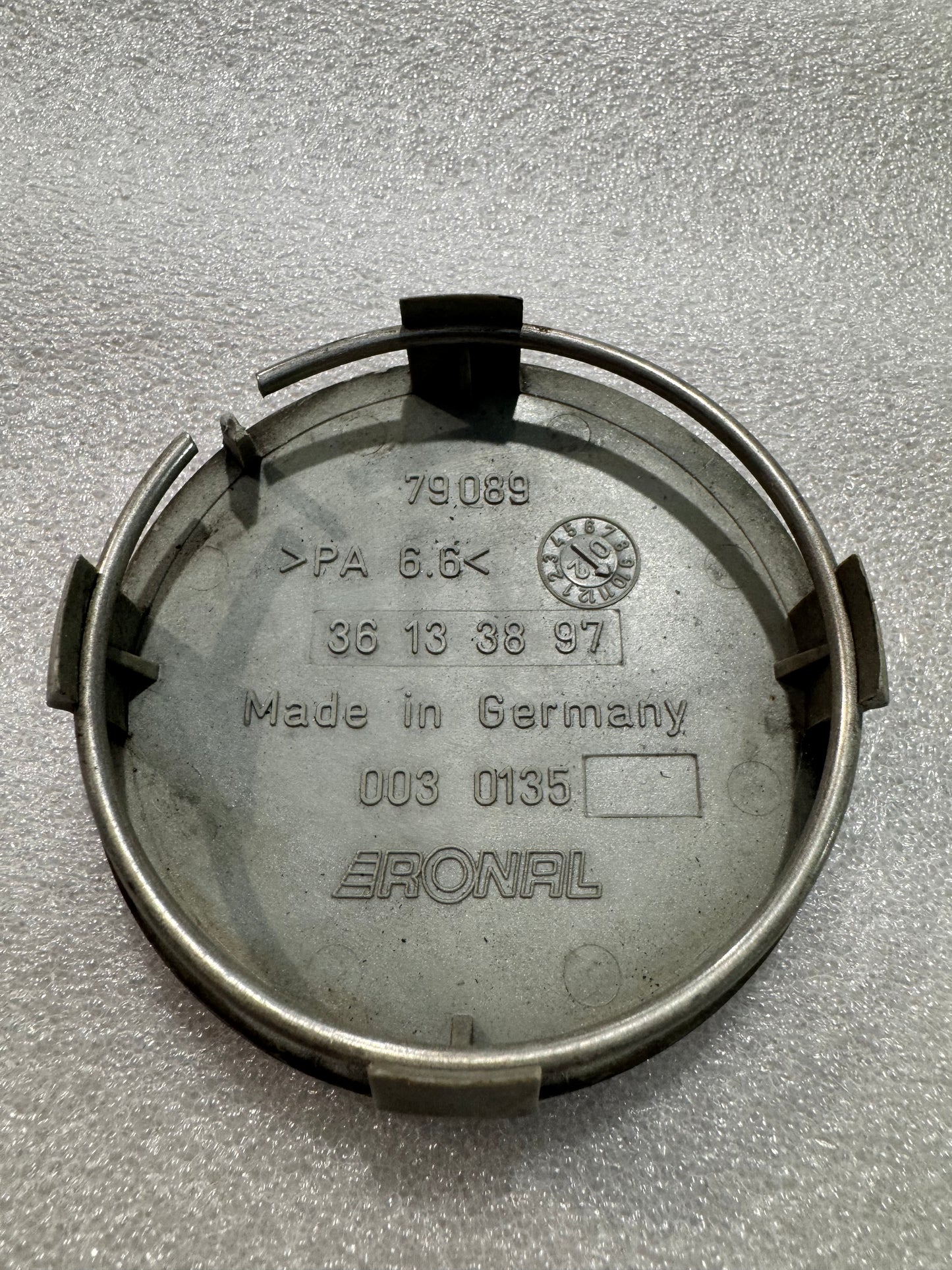 For sale
AC  Schnitzer type 2 plastic cap authentic genuine .
Ronal made in Germany