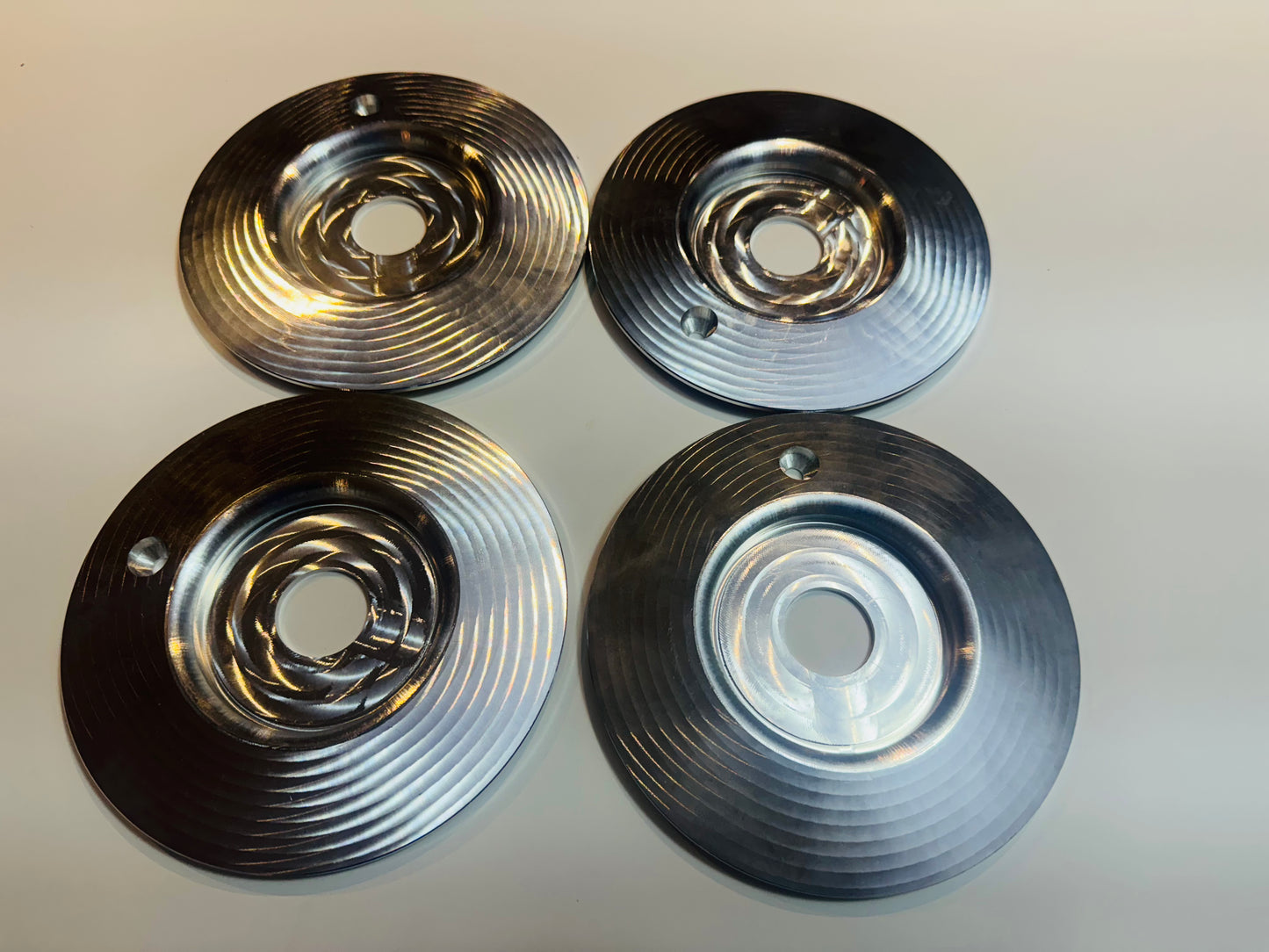 Set of 4 M292 Replacement               OZ Racing Futura aluminum caps.