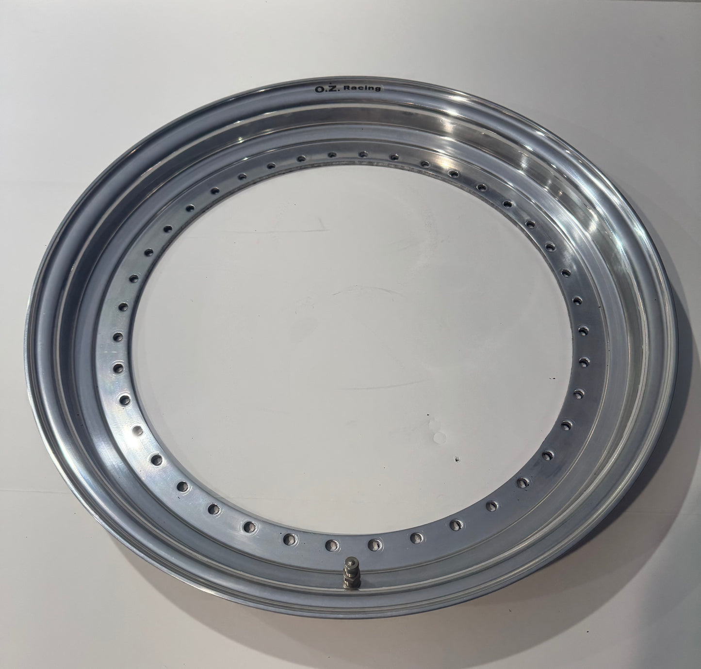 Oz Racing 18” 1,5” 40 holes Outer lips authentic New old stock.