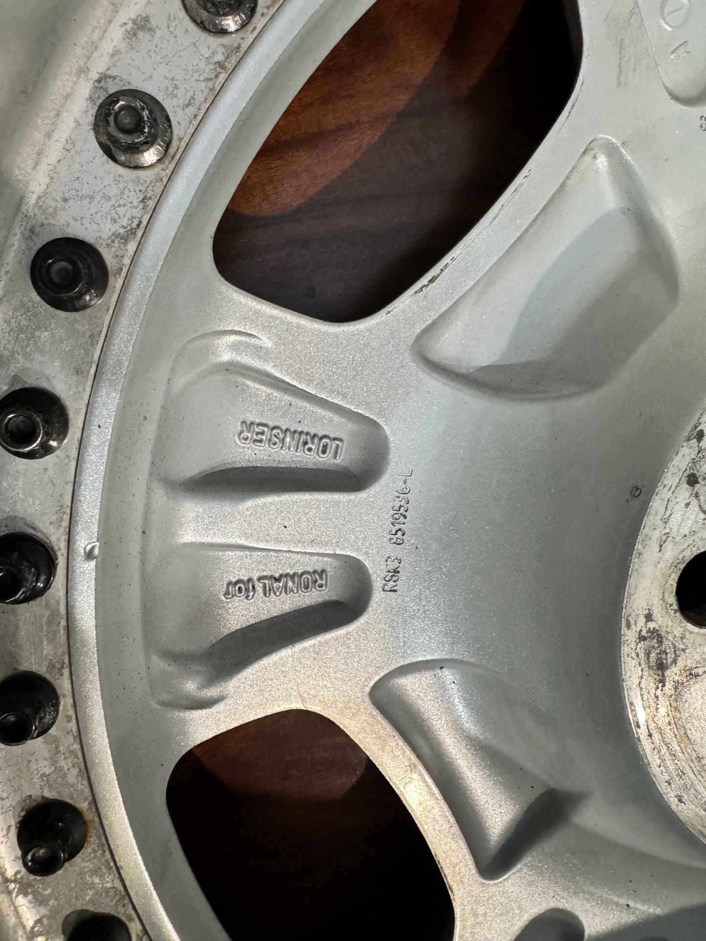 19” Lorniser RSK3 hidden hardware Mercedes Benz W140 ,C140 .