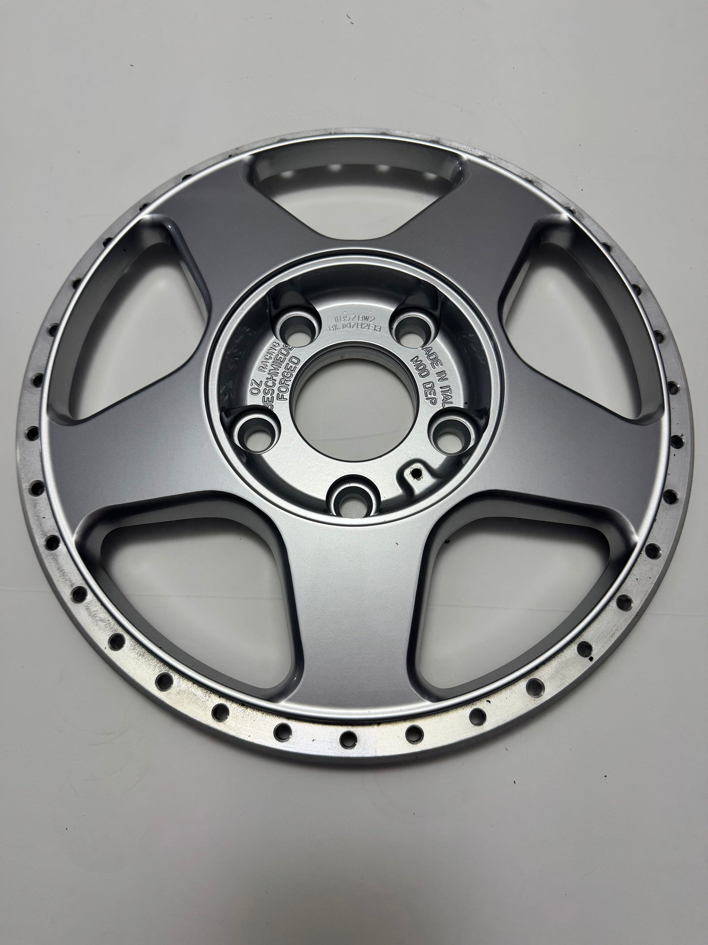 Oz Racing Futura 5x120 single Face NOS BMW 17” 35 holes.