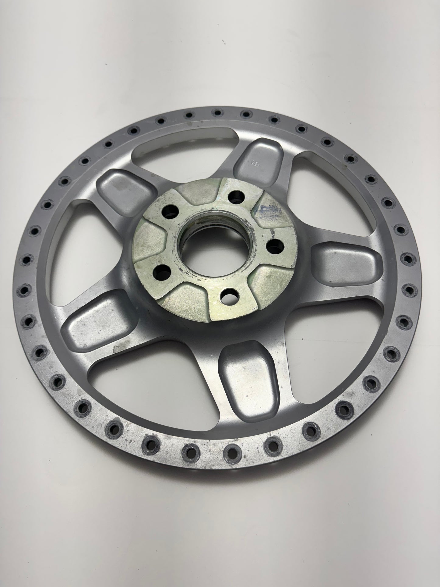 Oz Racing Futura 5x112 single Face NOS Mercedes Benz, 17” 35 holes.