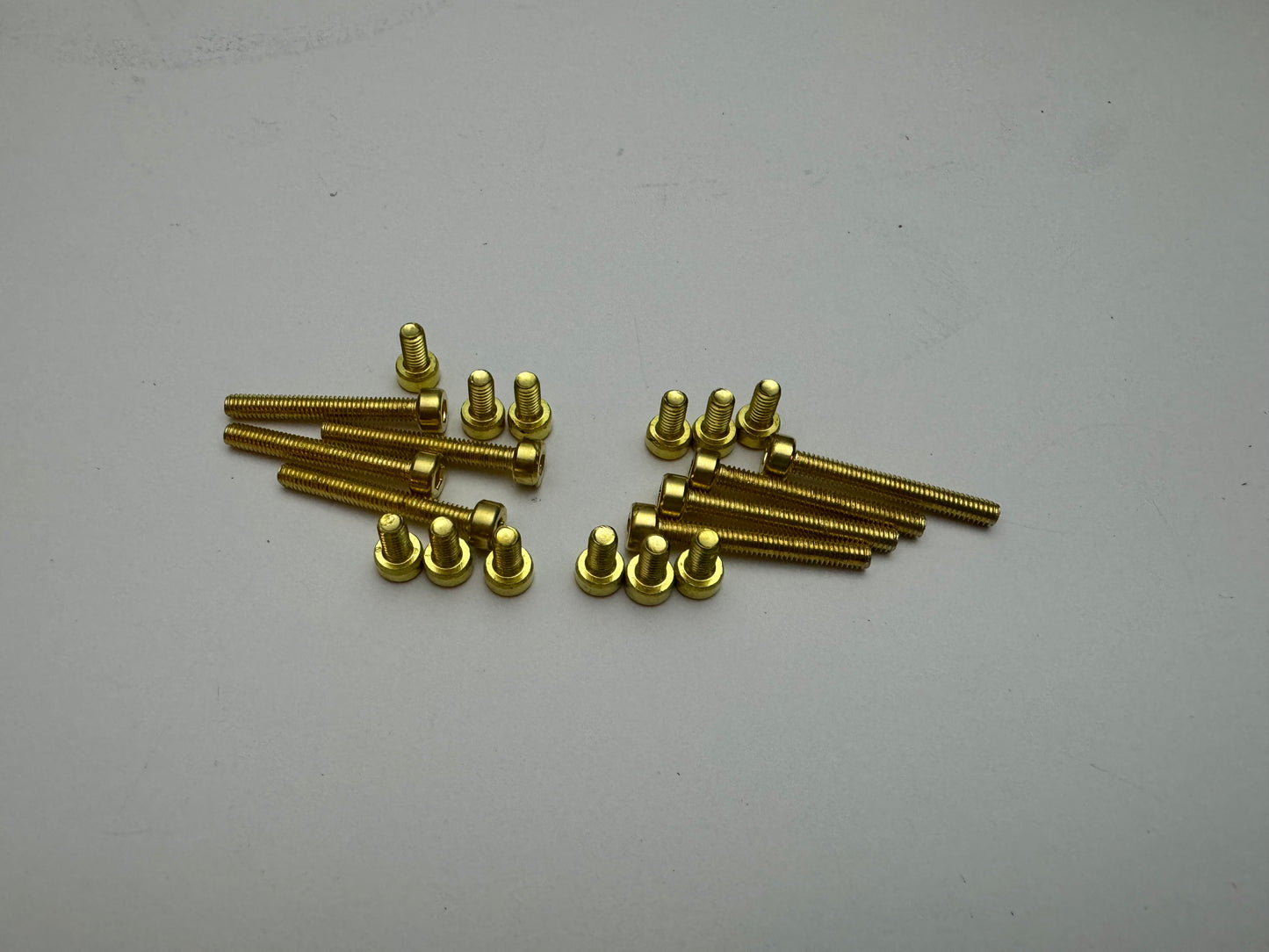 Oz Racing Futura m298 caps Gold hardware. Set of 20 bolts.