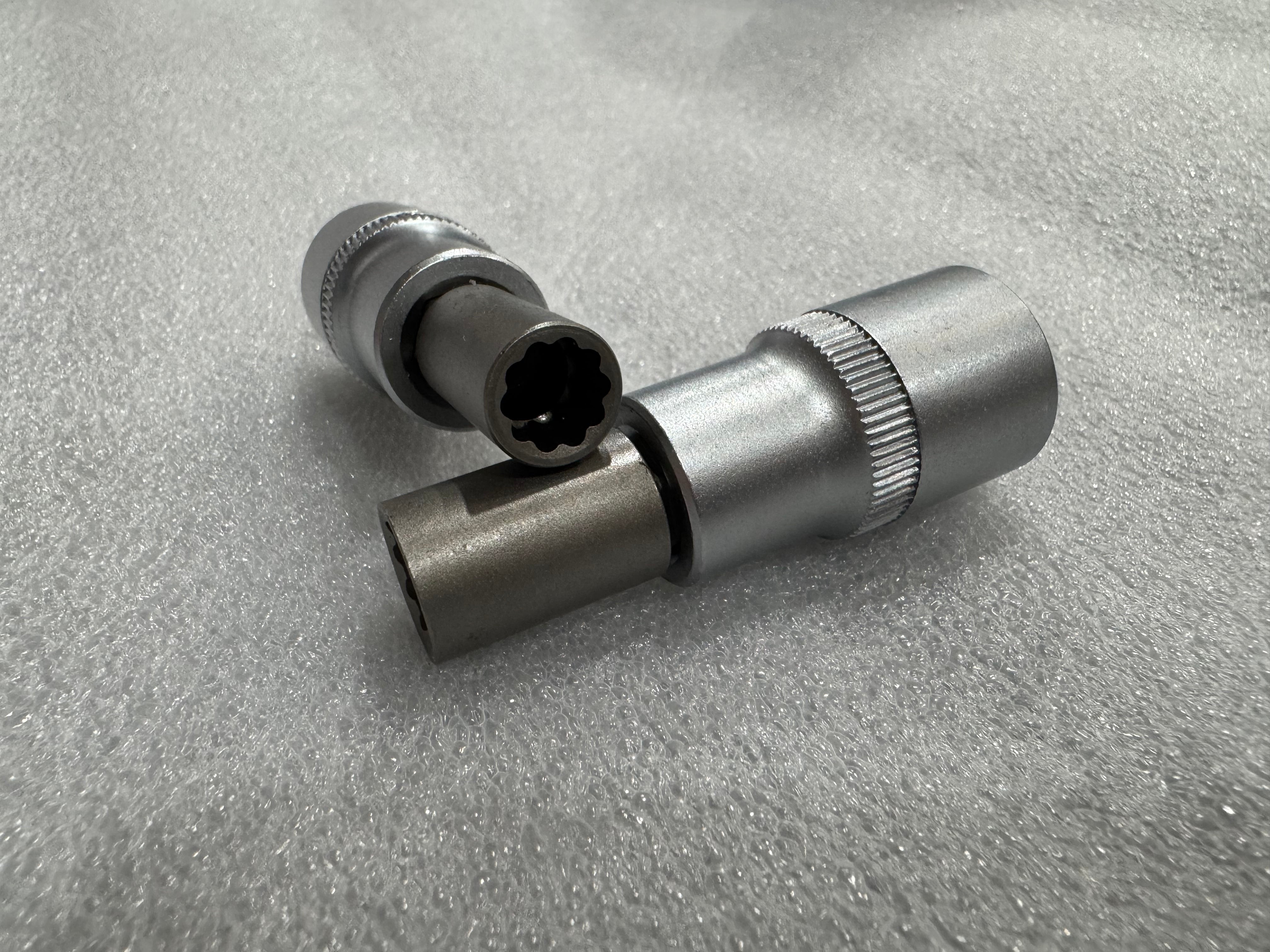 Special sockets set for Oz Racing classic multi piece wheels. – ozrims