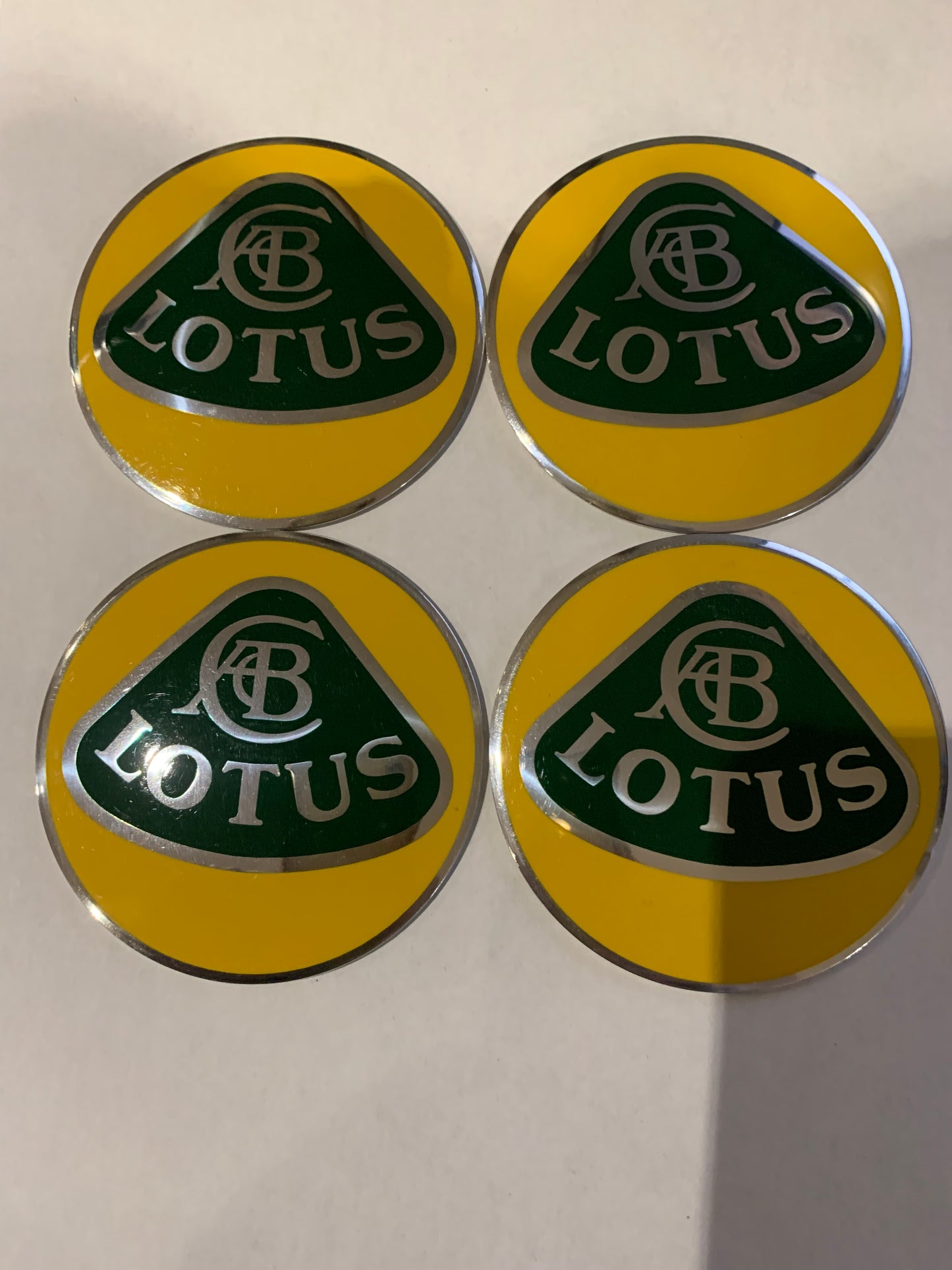 Oz Racing Futura M283 caps Lotus Replacement Emblems/Logos